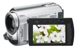 Everio Hybrid Camera - GZ-MG335H - Features